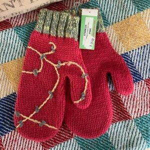 Wooden Ships zinnia flower mittens NWT